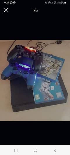 PlayStation 4 with 2 controllers