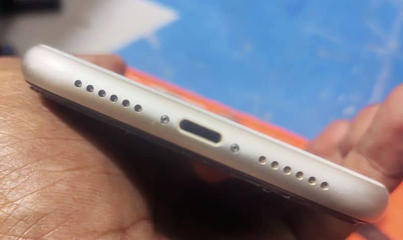 iPhone 11 Urgent sale 3