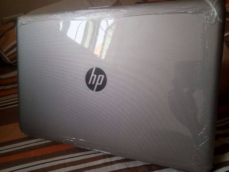 Hp Laptop i5 6th gen 2 GB Graphics card 10