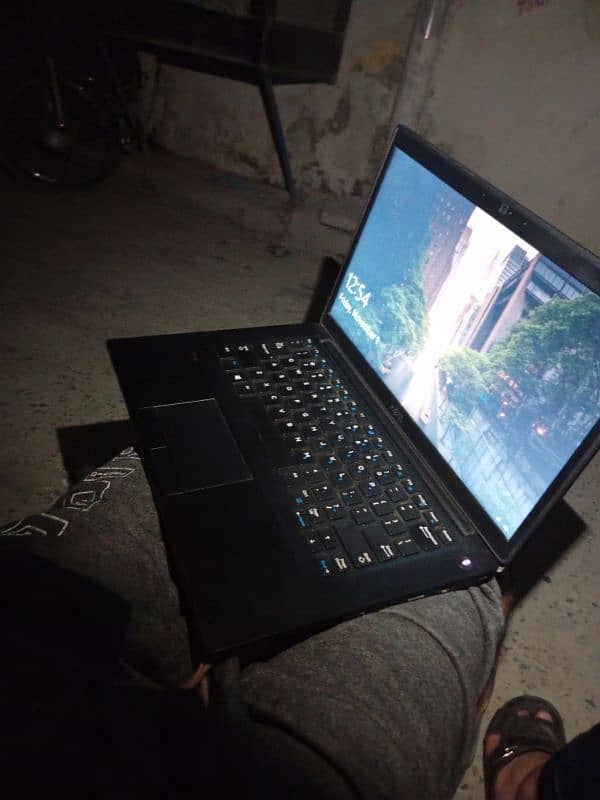 Dell latitude 2