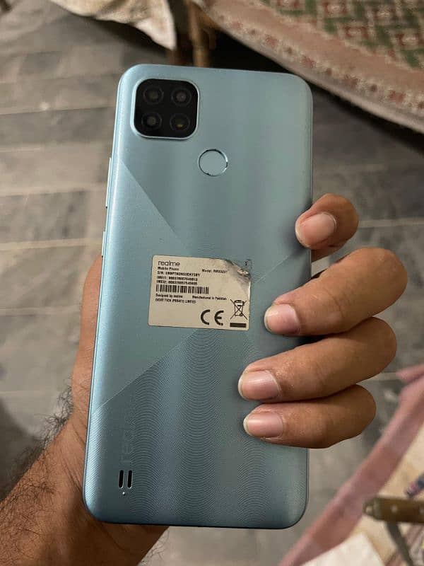 Realme C21 0