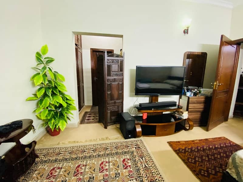 F-11 Markaz 2 Bed With 2 Bath Tv Lounge Kitchen Car Parking Un-Furnished Apartment For Sale Investors Rate 4