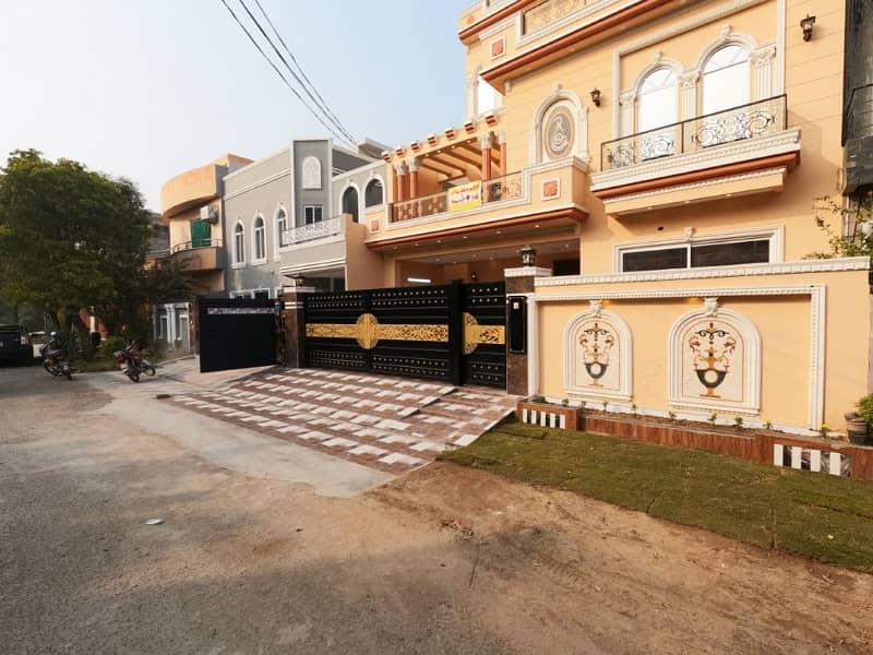 10 Marla House Is Available For Sale In NFC Phase 1 Lahore 3