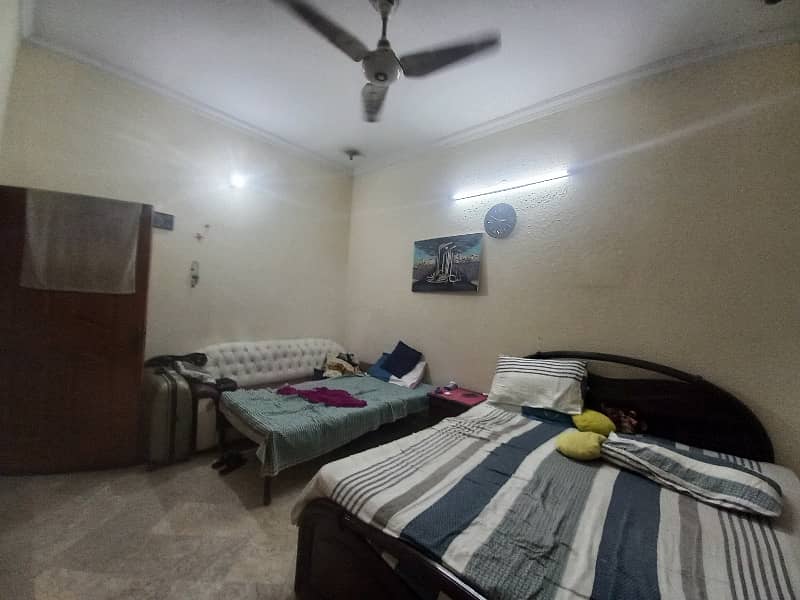 10 Marla Upper Portion Available For Rent In Abdalians Society 8