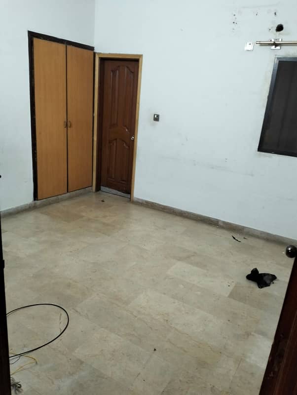 two bed dd ground floor portion for rent in johar 6