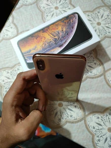 Apple iPhone XS Max 256 GBWhatsApp0327,,77,,94,,556 1