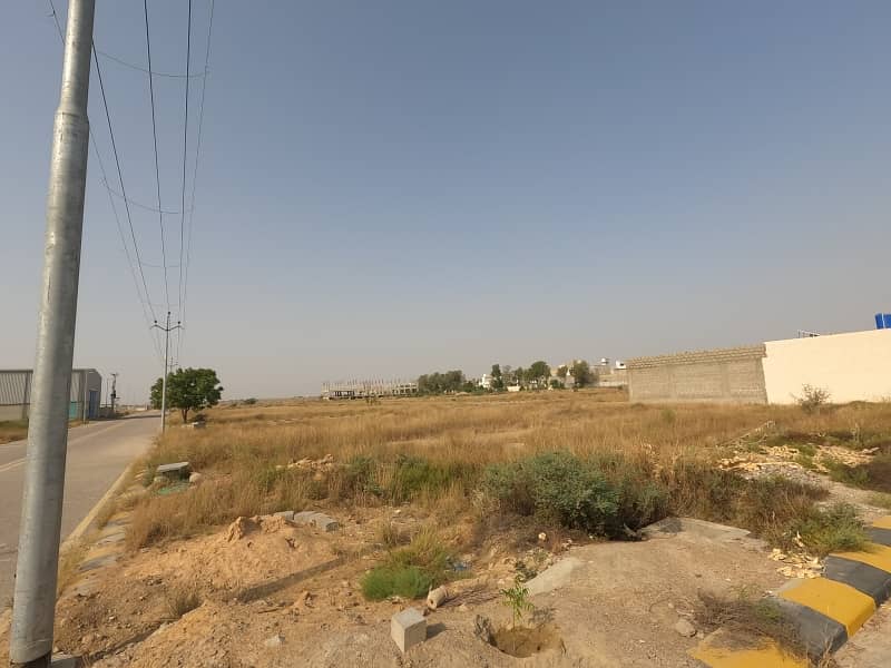 240 Kanal Industrial Land For Sale In Karachi Motorway 4