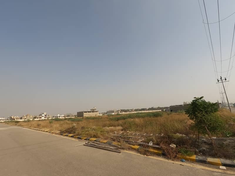 240 Kanal Industrial Land For Sale In Karachi Motorway 6