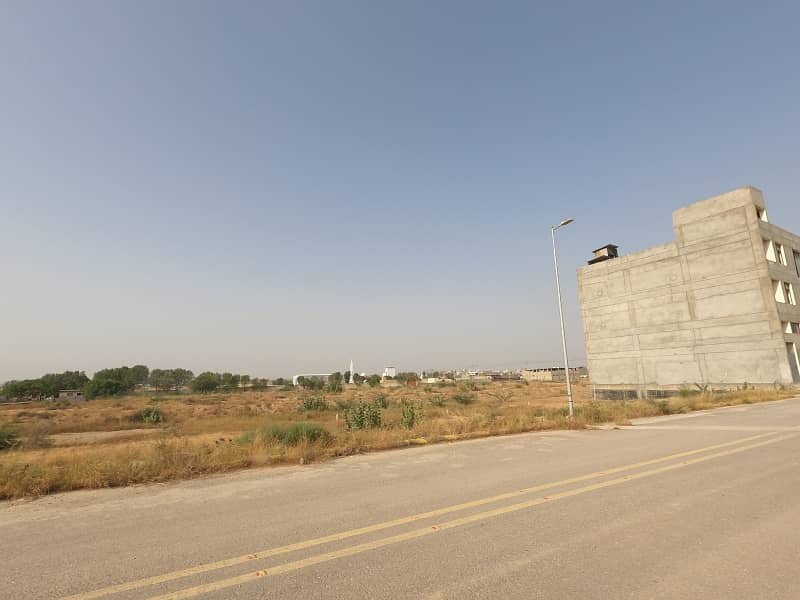 240 Kanal Industrial Land For Sale In Karachi Motorway 12