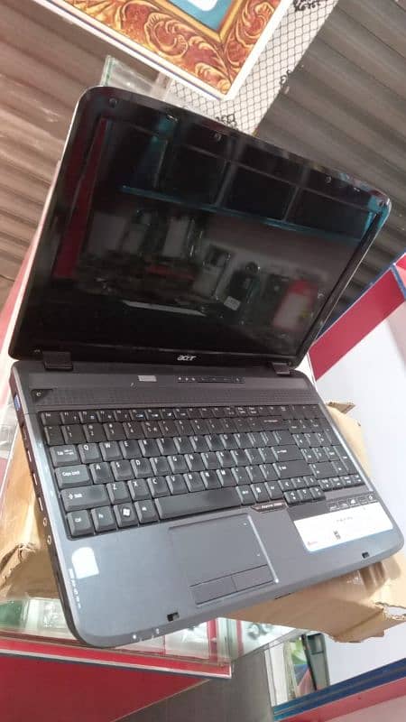 Acer laptop 10/10 condition 0