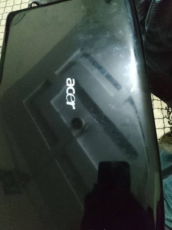 Acer laptop 10/10 condition 4