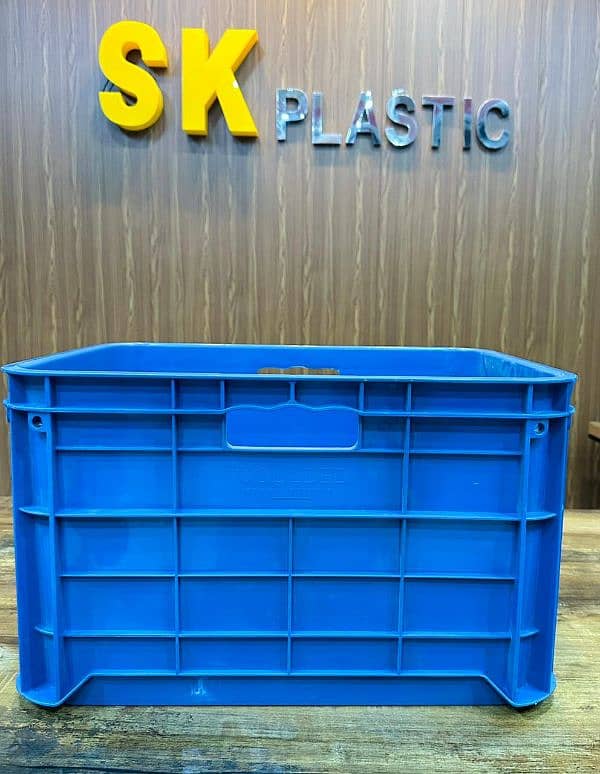 Plastic Baskets / crates / trays / shell 2