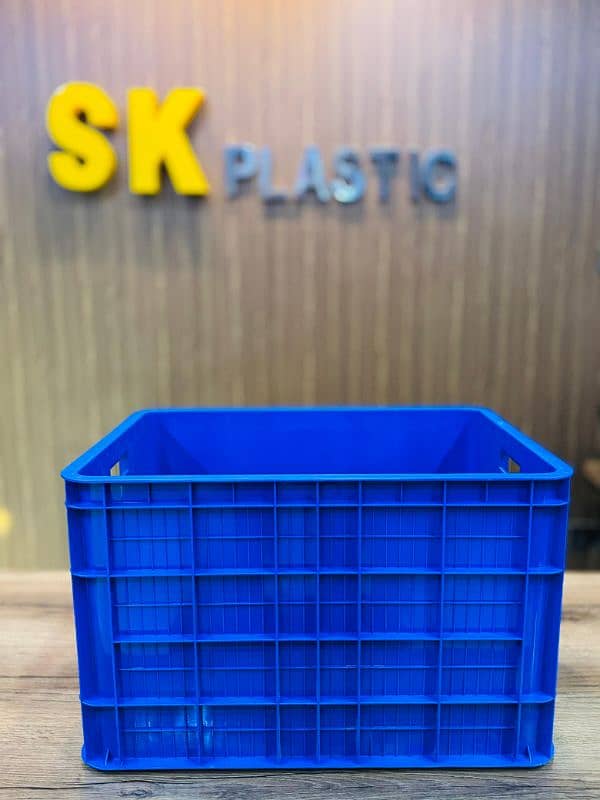 Plastic Baskets / crates / trays / shell 5