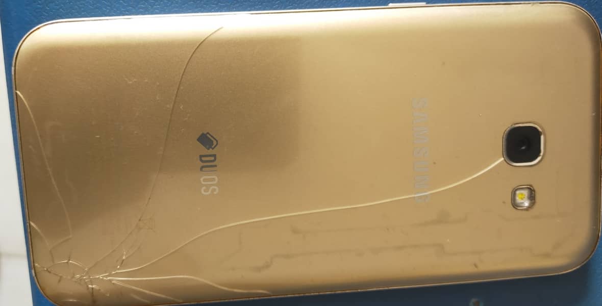 Samsung A-5 dubai model genuine for sale 3