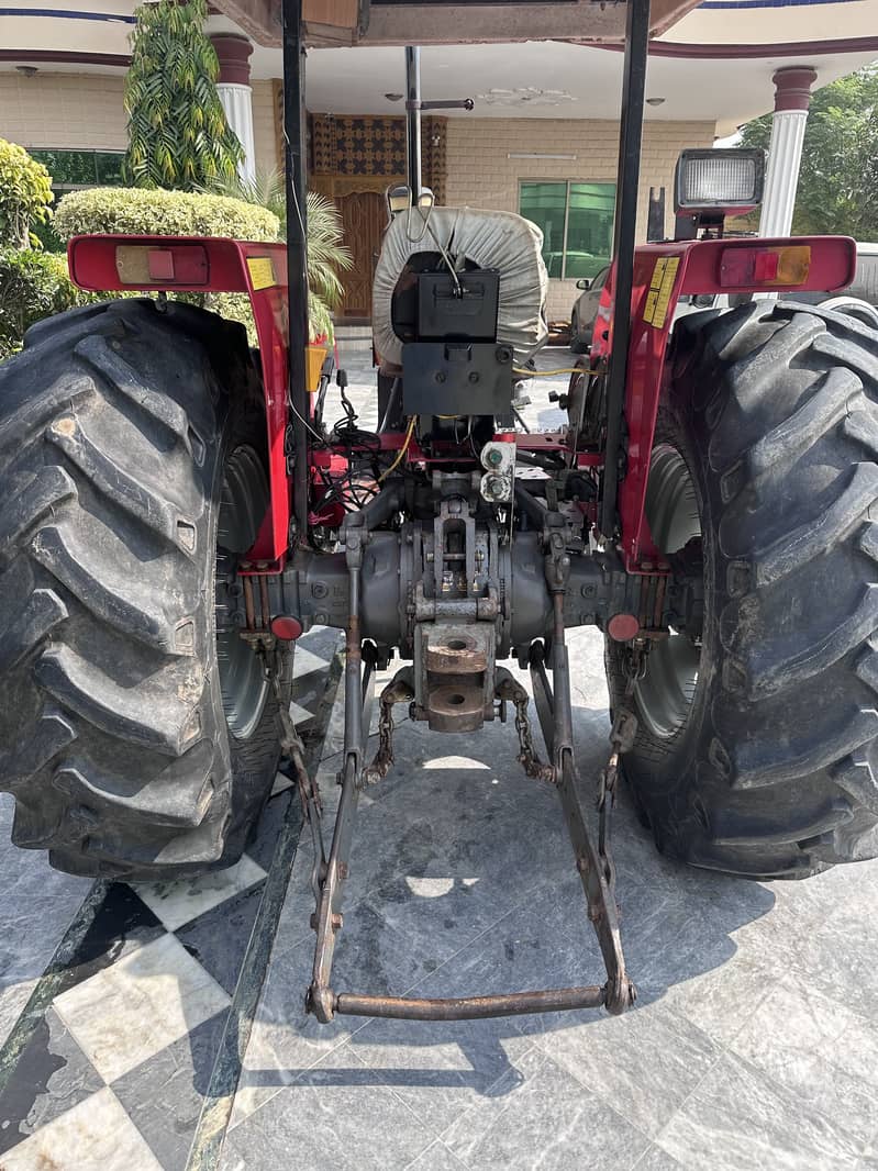 Massey Ferguson 385 3