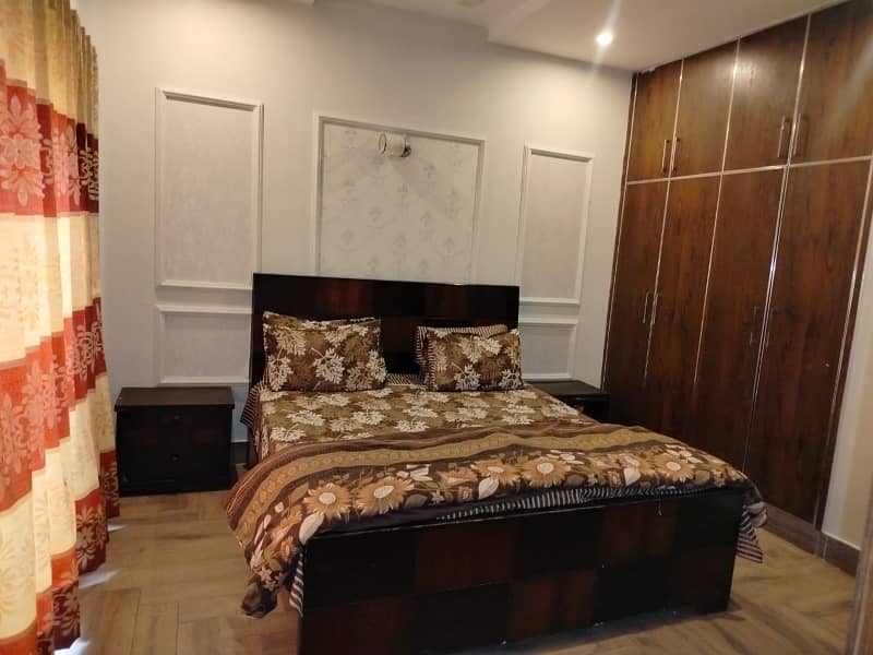 Fully Furnished 1 Bed With Kitchen And Parking Available For Rent 6