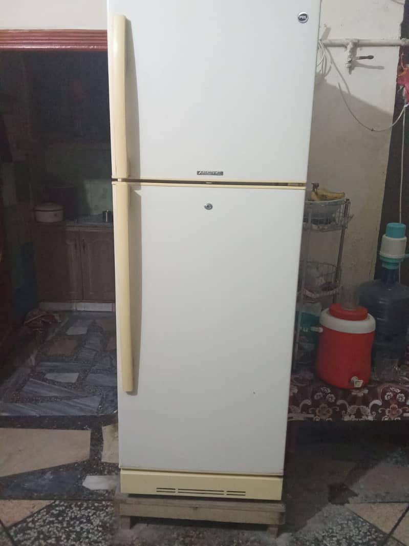 used good condition fridge 1