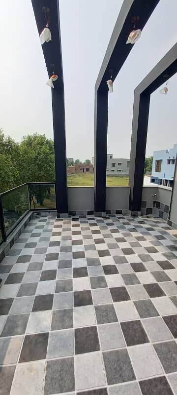 8 Marla Brand New House For Sale In H Block Bahria Orchard Lahore Owner Build House 18