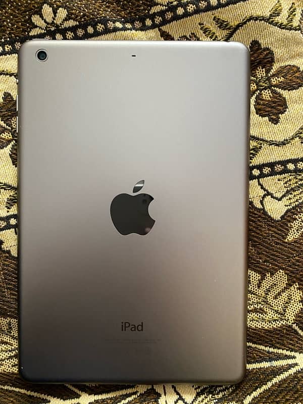 apple ipad mini 2 16 gb gray colour 1