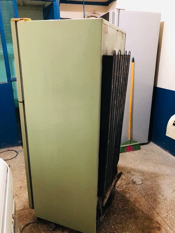 dawalance refrigerator for sale 0