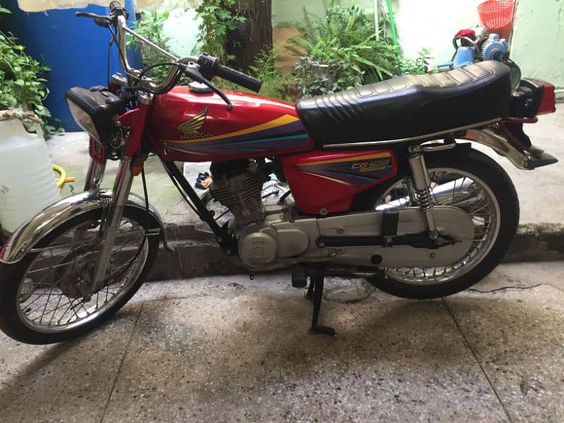 Honda CG125 2011 Model Rawalpindi Num antique Downmodel Motorcycle 2