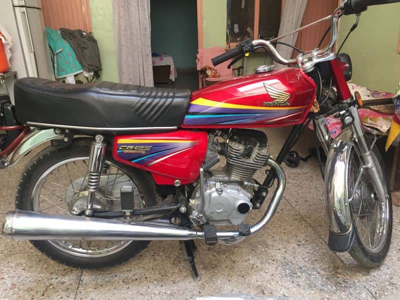 Honda CG125 2011 Model Rawalpindi Num antique Downmodel Motorcycle 3