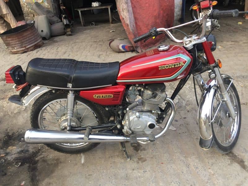 Honda CG125 2011 Model Rawalpindi Num antique Downmodel Motorcycle 1