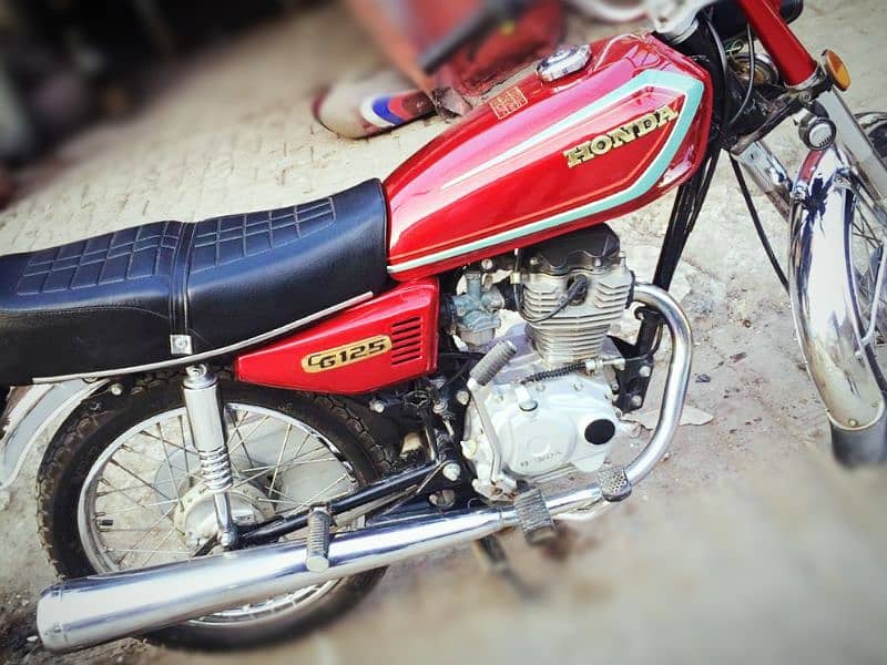 Honda CG125 2011 Model Rawalpindi Num antique Downmodel Motorcycle 12