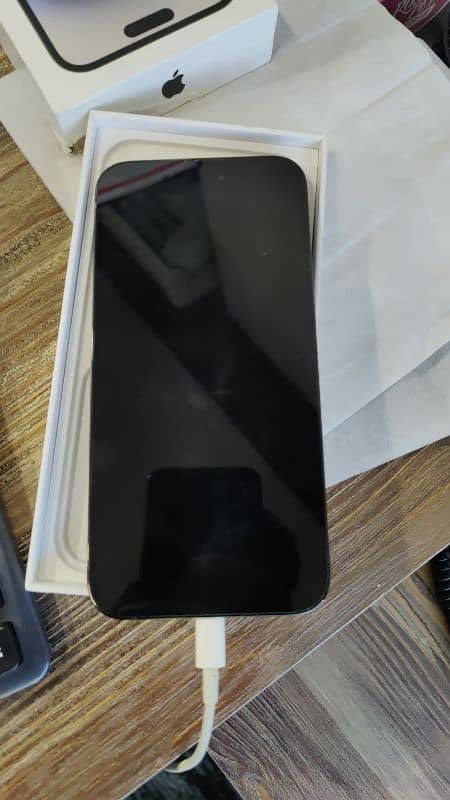 iPhone 14 pro max mint condition with box 0