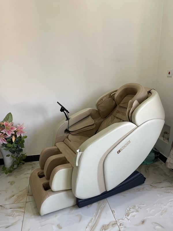 JC Buckman full body massage chair 2