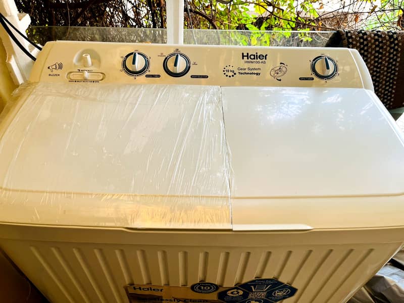 Brand New Haier HWM 100-AS (10KG) Twin Tub with Spinner for Sell 1