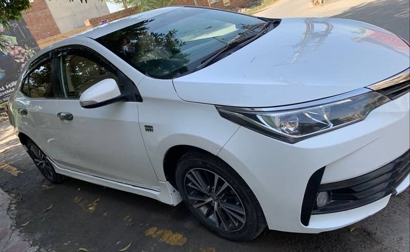 Toyota Corolla Altis 2017 total geniun 8