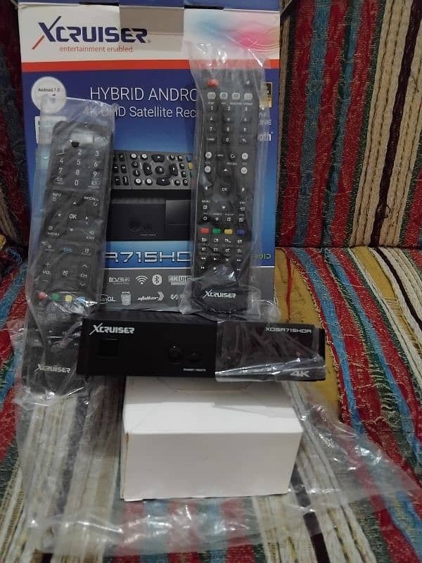 XCRUISER 7154k Android satellite Receiver 1