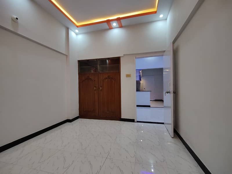 BLOCK-I BEAUTIFUL 400 SQ YDS GROUND FLOOR , 04 BED D D NORTH NAZIMABAD 0