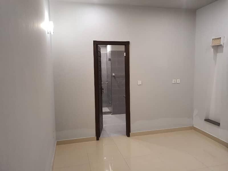 Brand New 10 Marla House For Rent In Johar Block Bahria Town Lahore 3