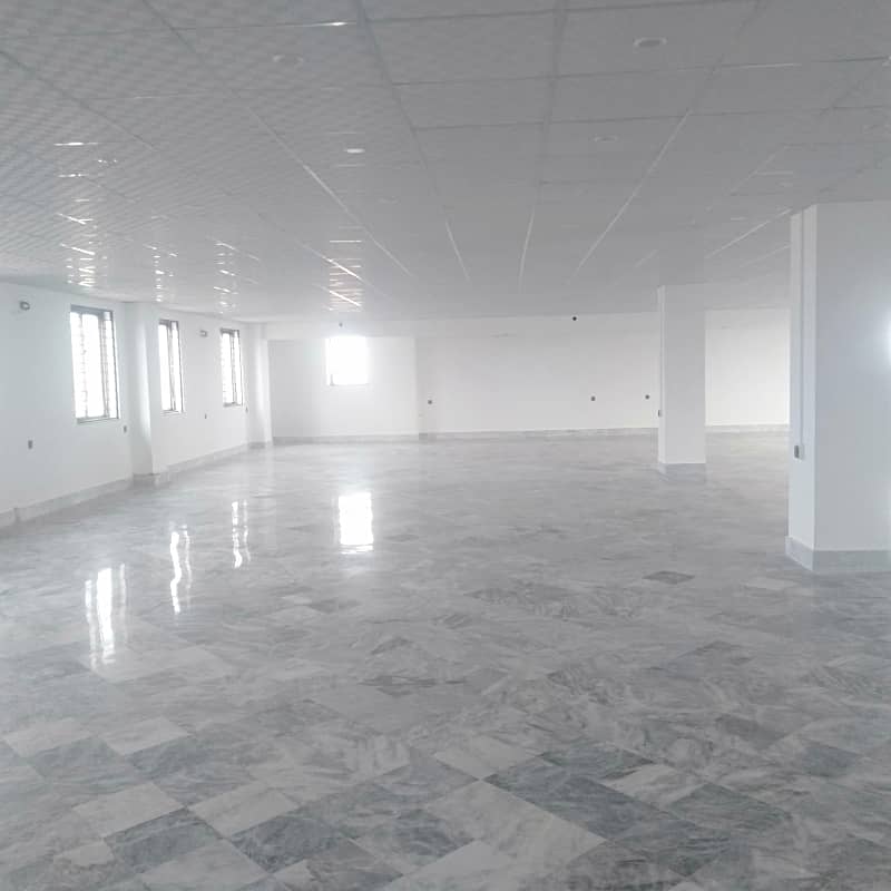 1200 Sqft Ready Office Available For Rent At Kohinoor One Plaza 3