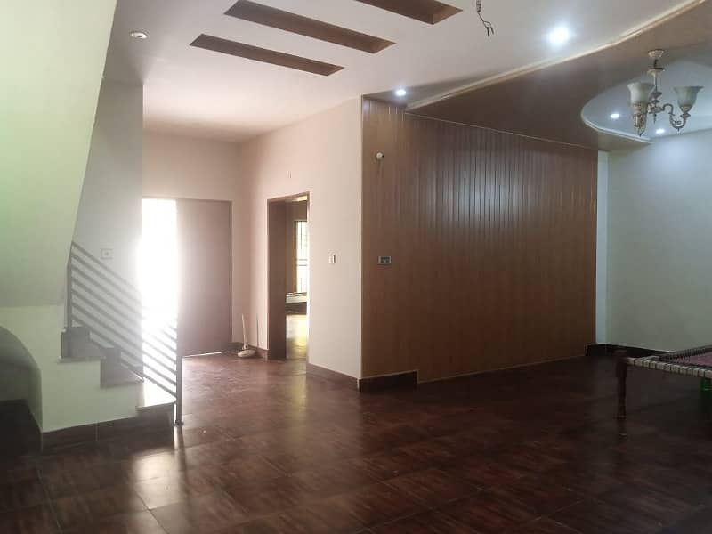 5 MARLA UPPER PORTION AVAILABLE FOR RENT 7