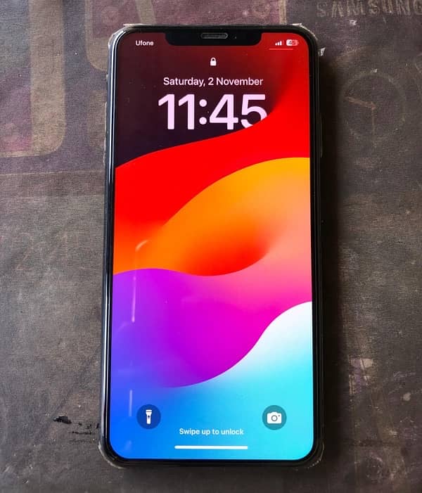 iPhone xs max 256 GB non pta battery health 74 1