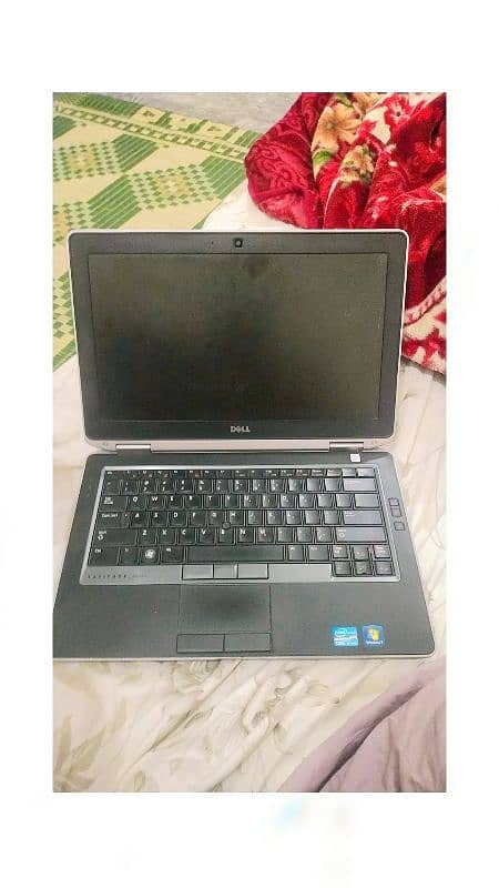 laptop core i7 3rd generation 4 gb ram 128 SSD for sale 0