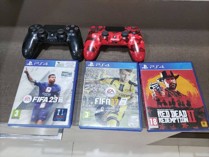 PS4 Pro 1TB With 02  Controllers 11