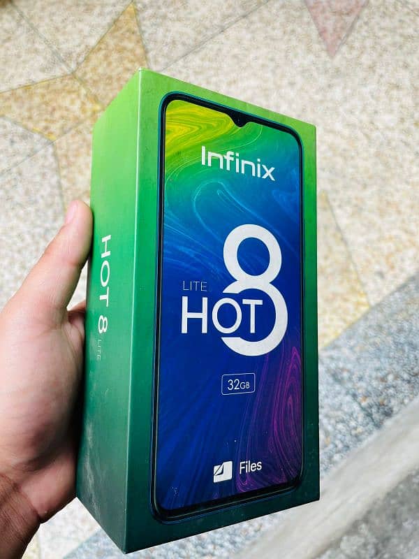 INFINIX HOT 8 lite 5