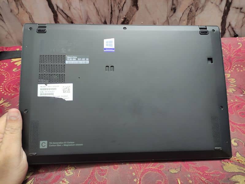 Lenovo Thinkpad X1 Carbon (Ci5 8th gen) 16GB RAM Varients (A plus con) 7