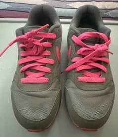 original Nike shoes size 37.5