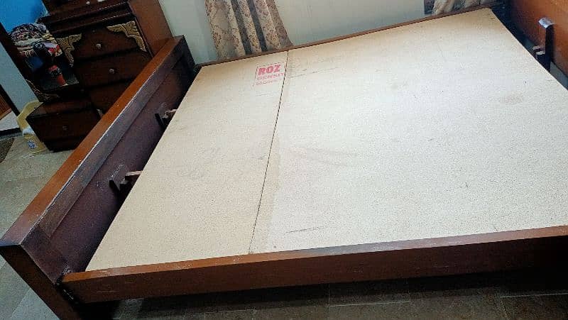 King Bed Set , Mattress, Dressing ,Side tables /Wooden Furniture/ 2