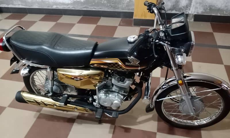 Honda125 2023 Model 245000 2