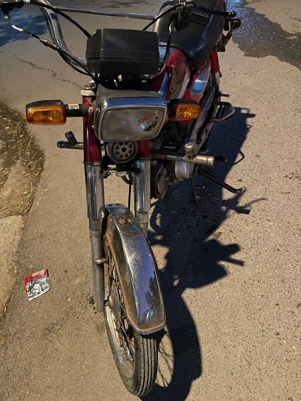 Good condition Crow 70 2016 model ha bike chalna ma ok ha 2