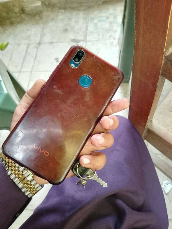 bohat acha phone he vivo y11 4