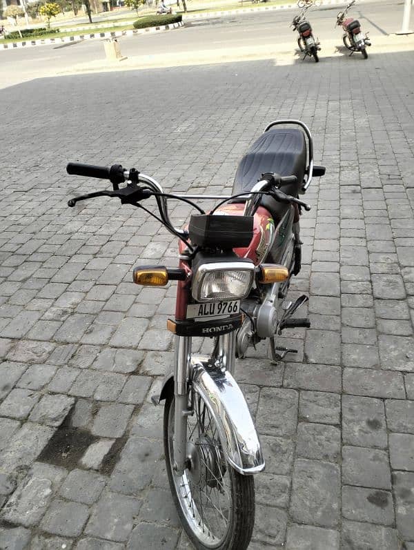 Honda CD 70 for sale 3