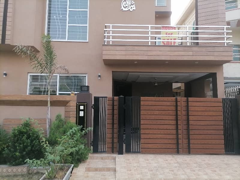 House For Sale In Beautiful Punjab Coop Housing Society 0