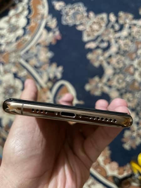 Iphone Xs max 256gb Gold 2